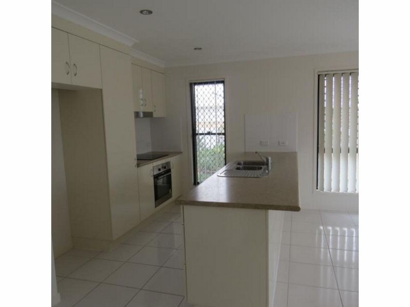 18 Sylvana Avenue, Gracemere QLD 4702